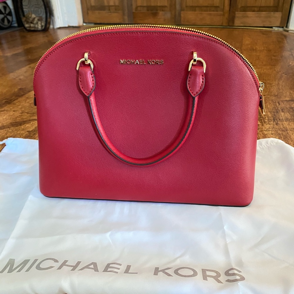 Michael Kors Scarlet Lg Dome